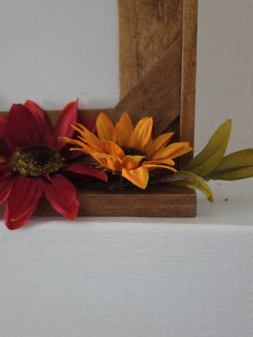 Rustic Wooden Photo Frame with Red & Orange Sunflowers - - Picture 2 of 7